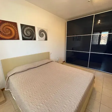 Pratoranieri 4 Posti Letto E Terrazzo Abitabile * Follonica